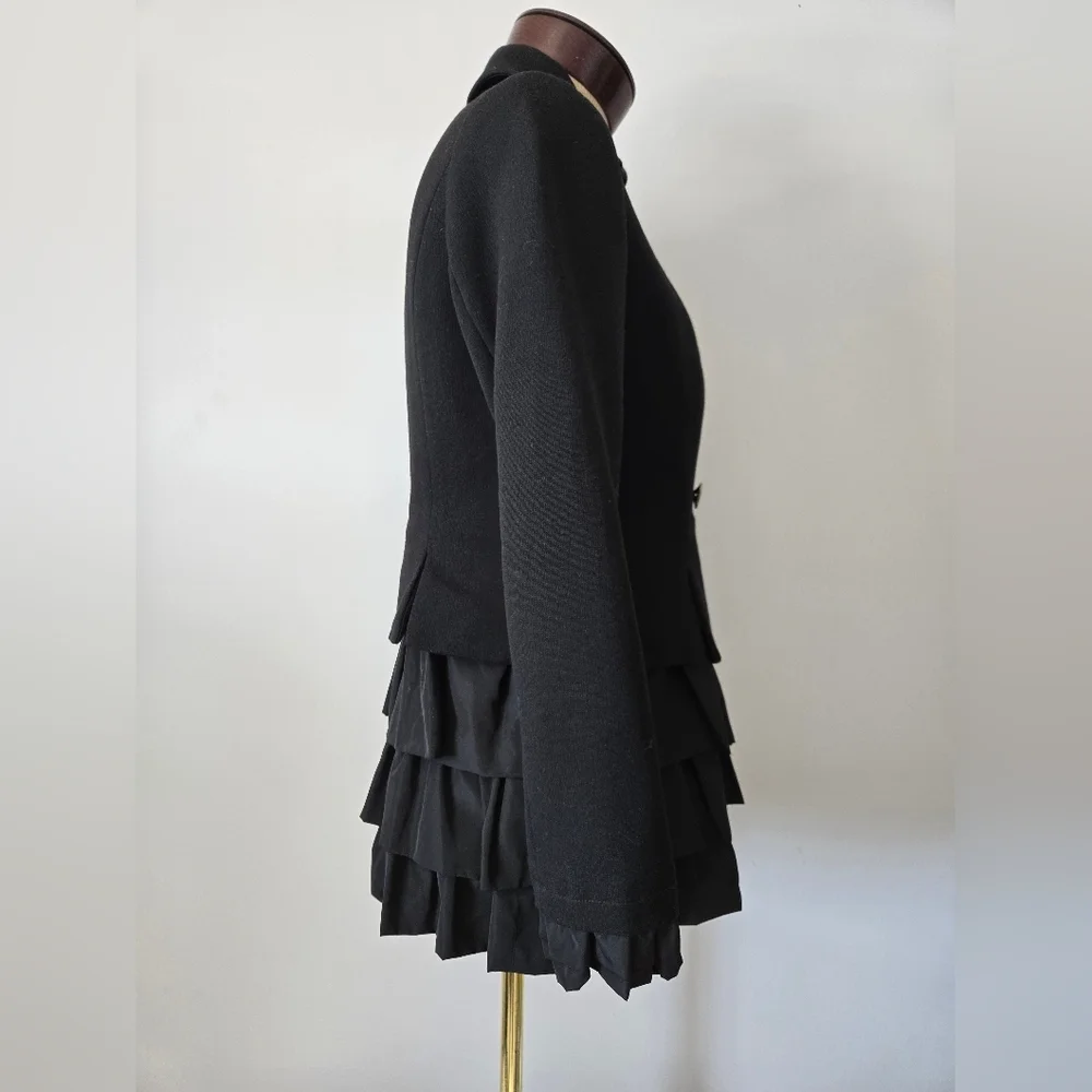 ECOLOR Black Double-Breasted Women's Jacket With Ruffle Bottom And Cuffs. Medium - Picture 6 of 14